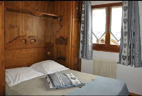 Hotel Chalet Les Airelles Les Carroz d'Arâches 2*,